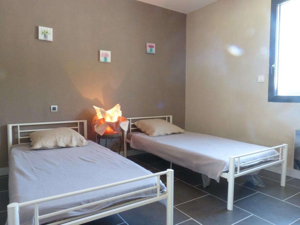 Gite Sud Deux Sevres Marigny  Chambre photo