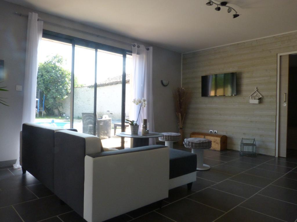 Gite Sud Deux Sevres Marigny  Chambre photo