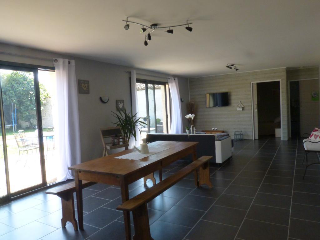 Gite Sud Deux Sevres Marigny  Chambre photo