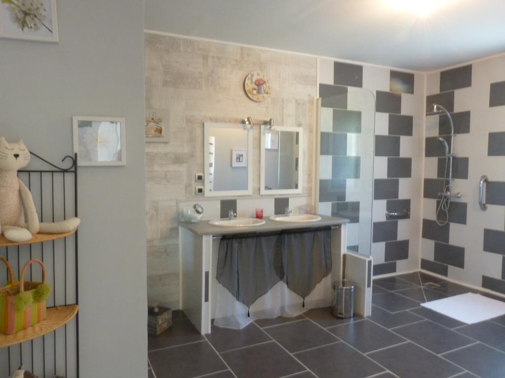 Gite Sud Deux Sevres Marigny  Chambre photo