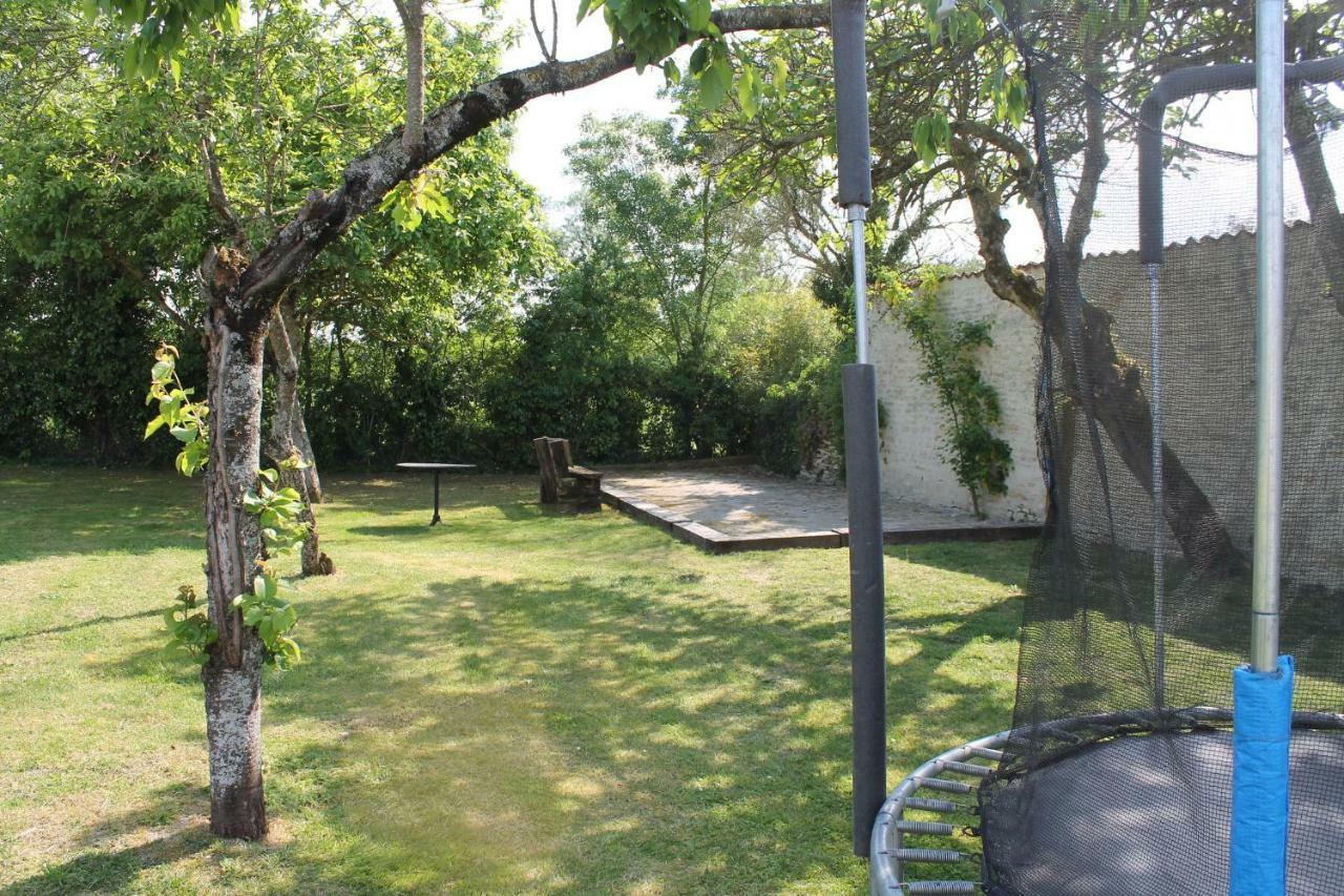 Gite Sud Deux Sevres Marigny  Extérieur photo